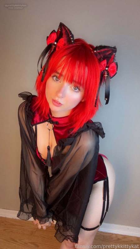 Prettykkittykat - Fansly - 2025-05-22T19:01:30