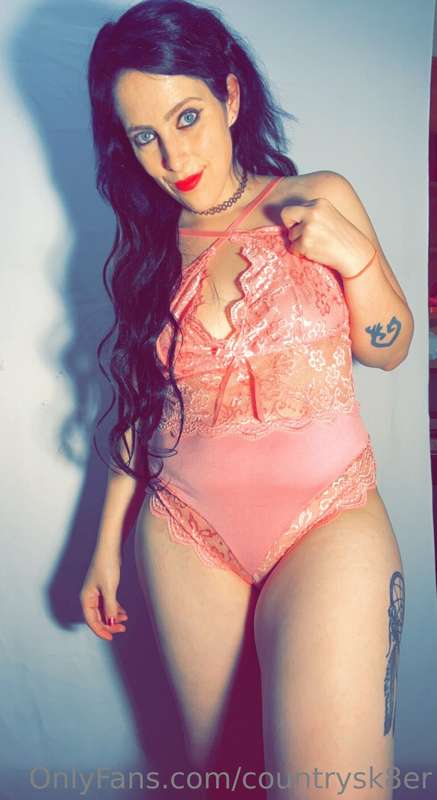 Pink like my pussy (; 1