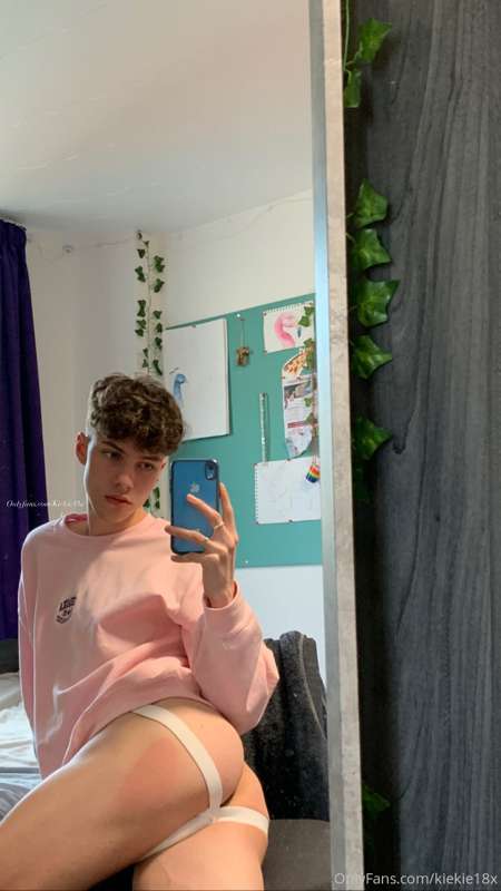 😇 4