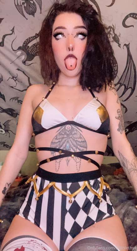 💦🖤 wanna see a trick? 🖤💦 30
