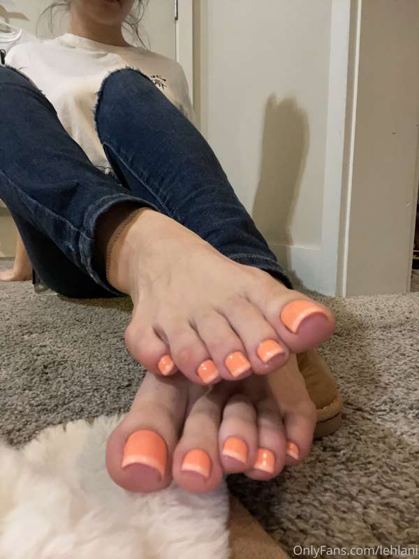 Spring time inspired nails :) I’ll take wayyy better photos .. 3
