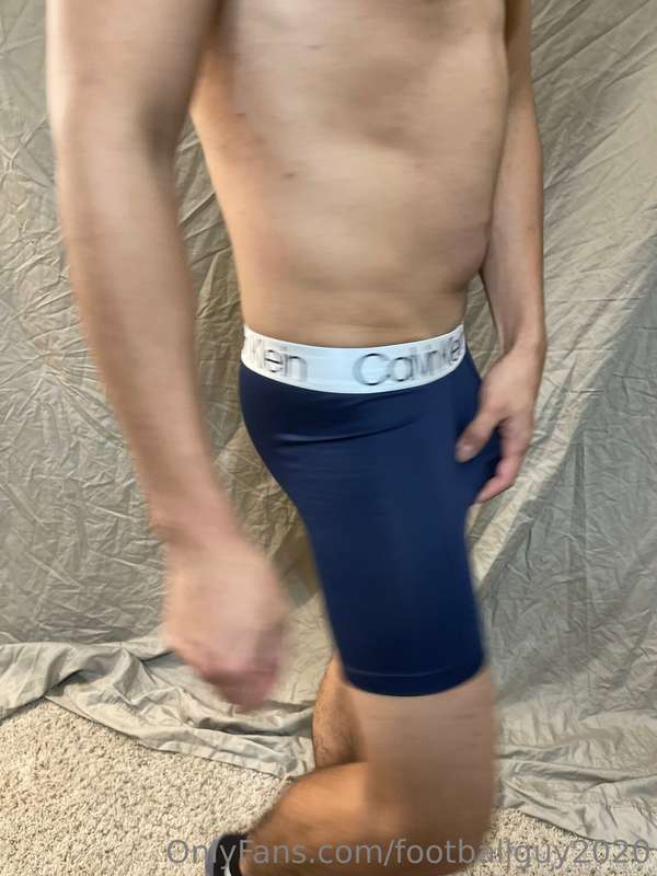 The Calvin Klein set of PVT Martinez - you'll want to see th.. 16