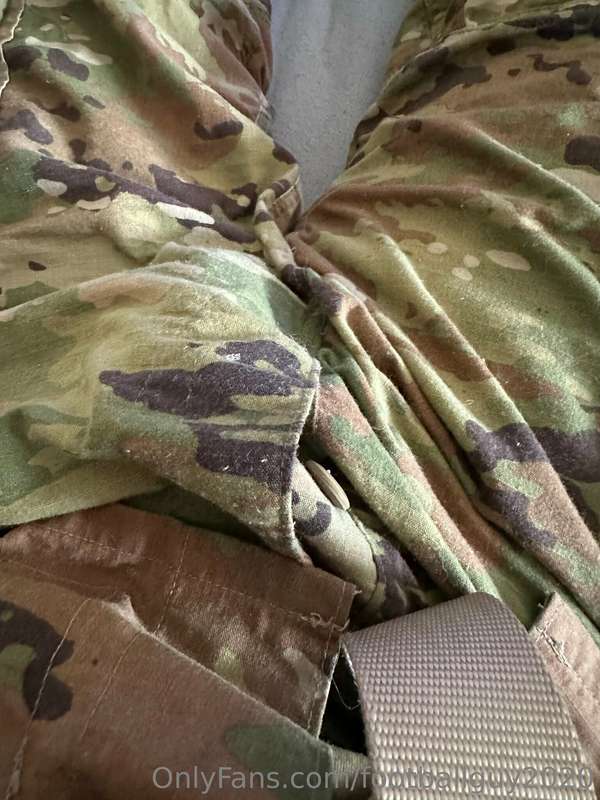 This should be the full set of my morning jerking off in a j.. 17