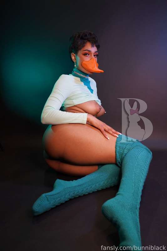 Bunniblack - Fansly - 12 Mar, 2023 1