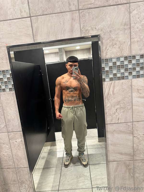 💙💙🖤🖤🖤🖤🖤 1
