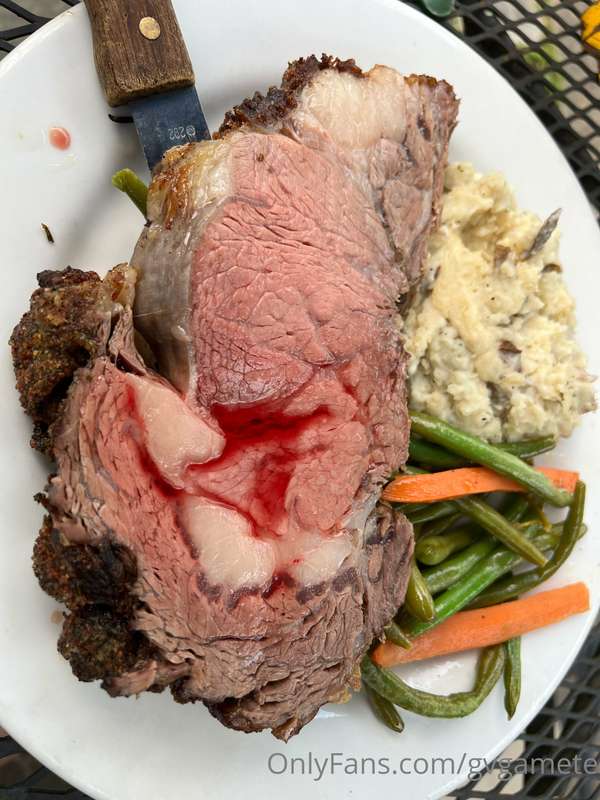 Tasty meat, but I’d rather be sucking on yours!😈