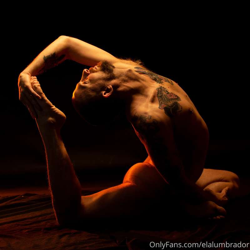 Photoshoot. Yoga. Model: @nakedyogamen 2