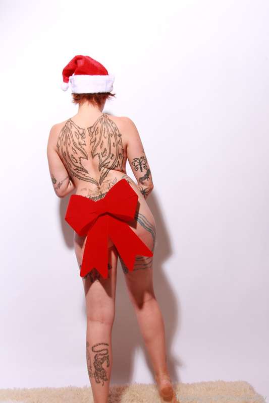 Luxlucky - Fansly - 25 Dec, 2024 7