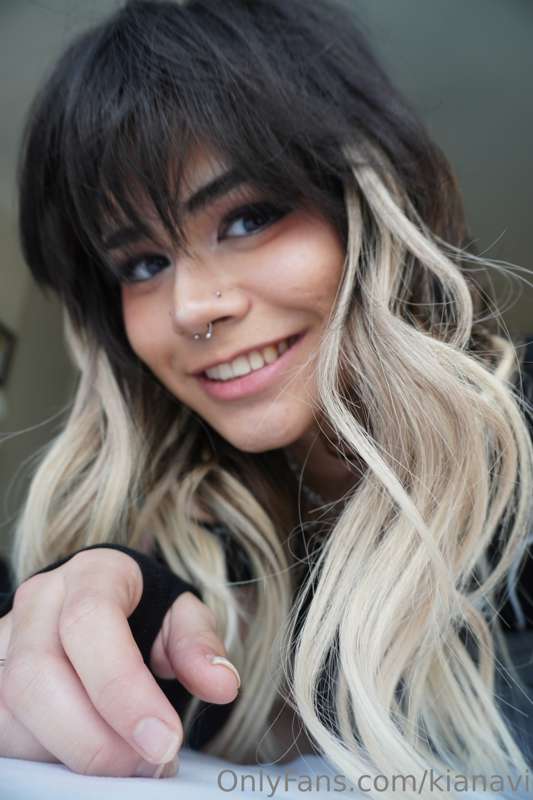 New hair!!! 
I think its rly cute hehe ^~^!! I'm really exci.. 3