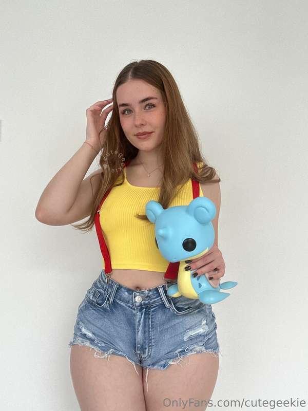 Damn Misty got thick!  7