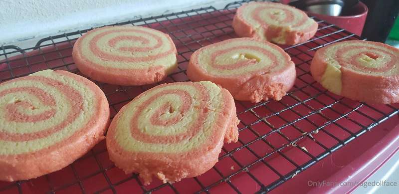 Spent today making these Orange Creamsicle Pinwheel cookies-.. 1