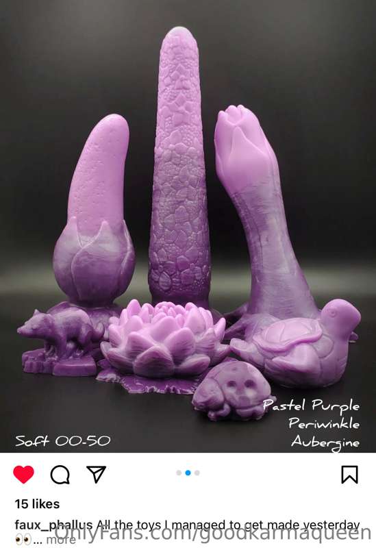I have the grinding toy pictured in the bottom center of thi..