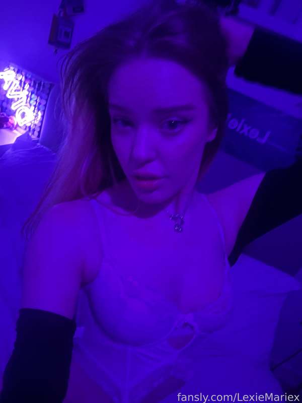 Lexiemariex - Fansly - 17 Apr, 2025