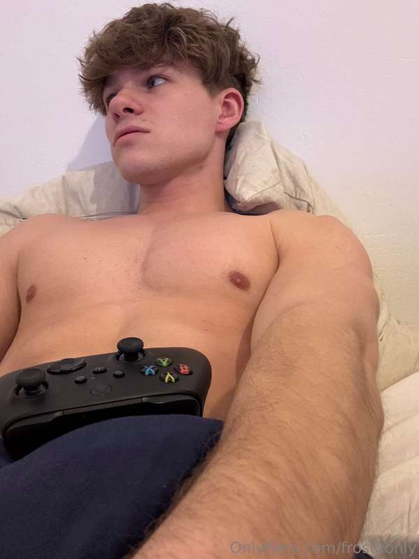 Can you cum play some games with me?😘
