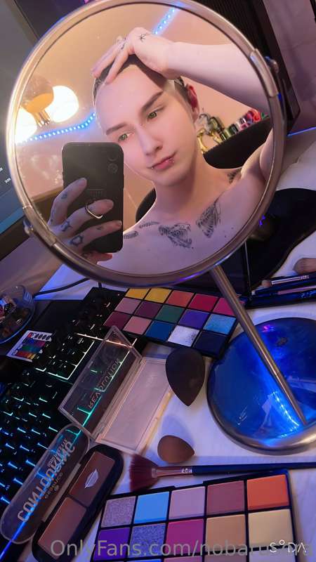making process to your fav character 😙 text me in DM´s what ..