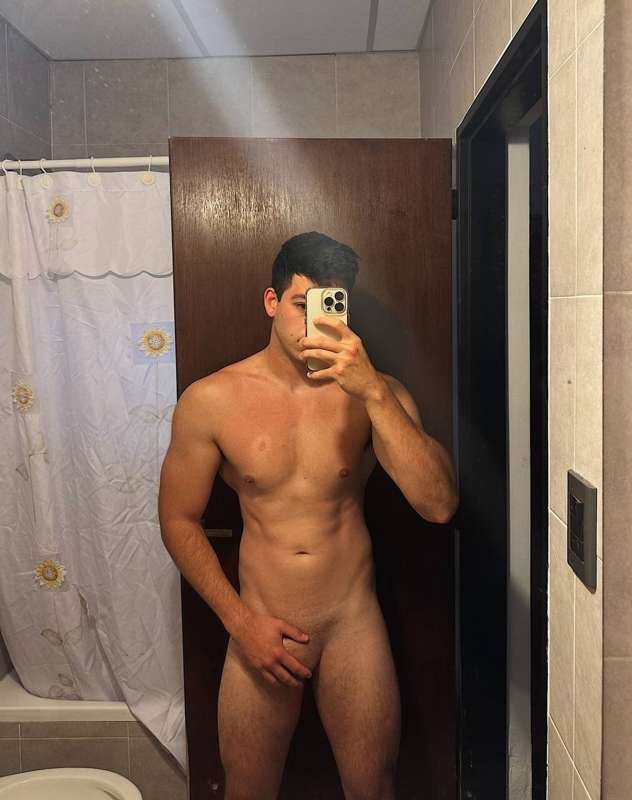## @austinvip @austinvip 𝟓𝟎% 𝐎𝐅𝐅𝐓𝐡𝐞 𝐁𝐄𝐒𝐓 𝐃𝐎𝐌𝐈𝐍𝐀𝐍𝐓 𝐓𝐎𝐏 🍆🥵He I..