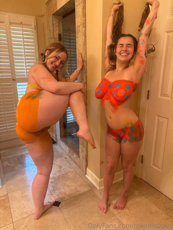 me and @zoeyuso tried body painting!!!! it was SOOOO FUN LOL.. 17