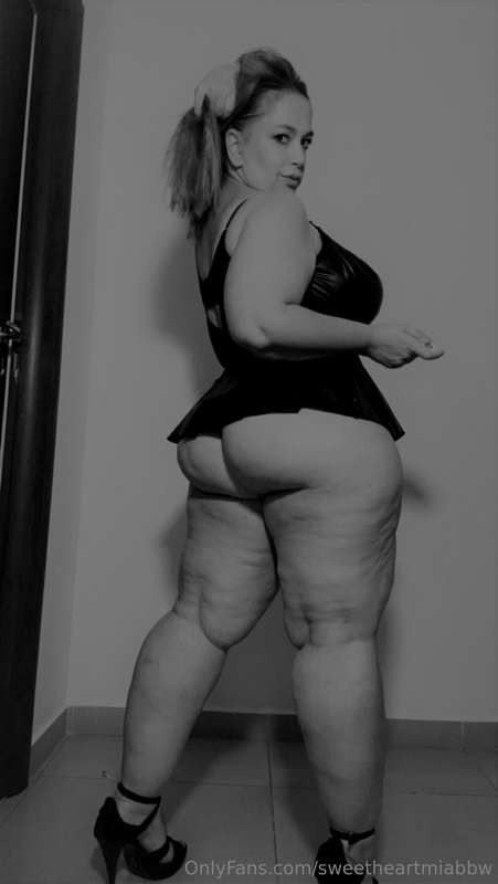 And some B&W 7