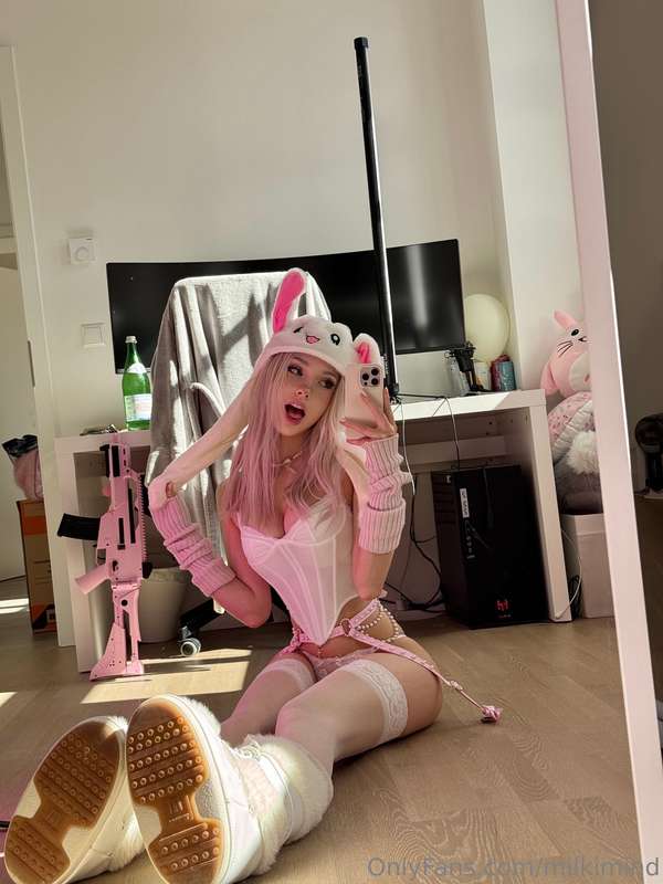 can i be your bunny today? 🥰