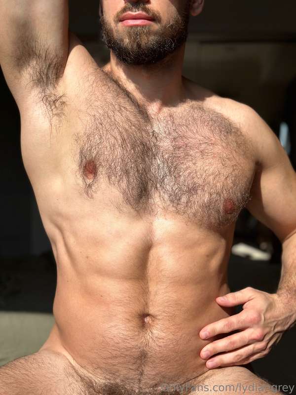 Casts a shadow  3
