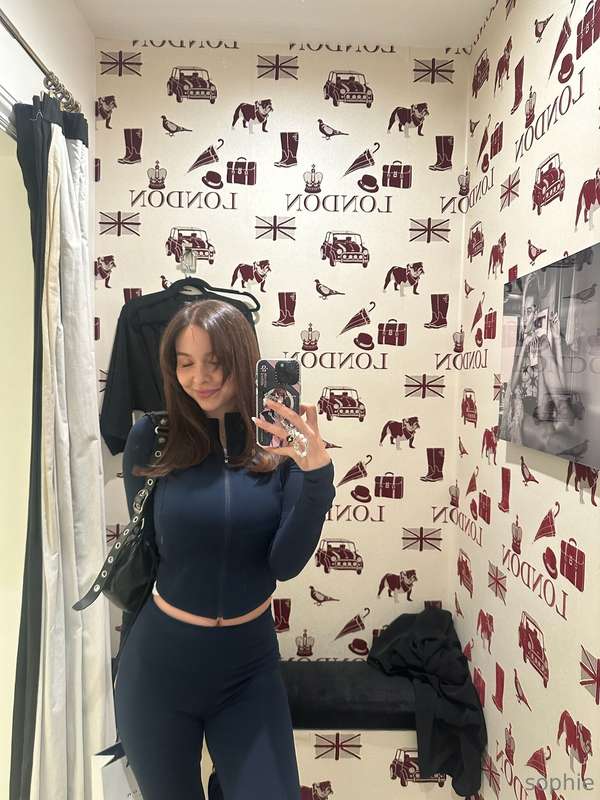 recent mirror selfies :) 3