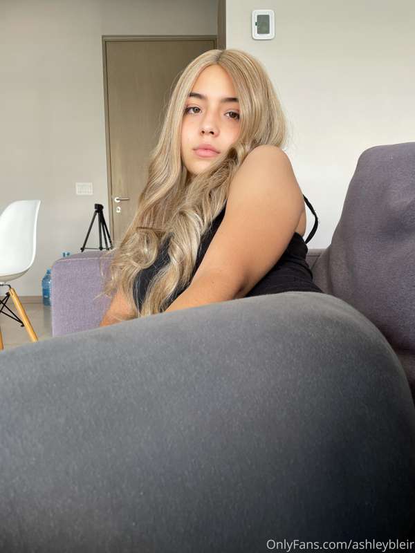 Ready to fuck my ass?😛