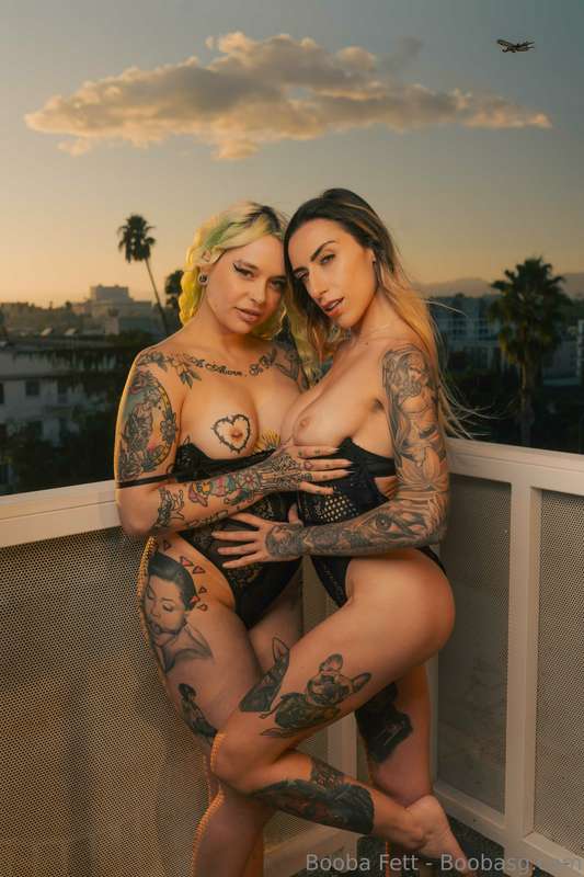 California Love w/ @amethystsage_suicide  Part two : full nu.. 5