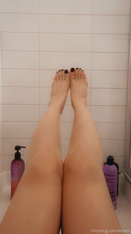 Very excited to get my nails done tomorrow :) 2