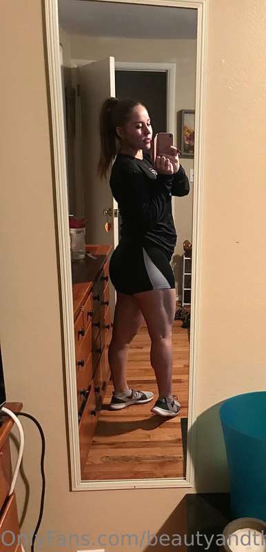 Thank y’all for supporting this muscle momma. It means a lot.. 1