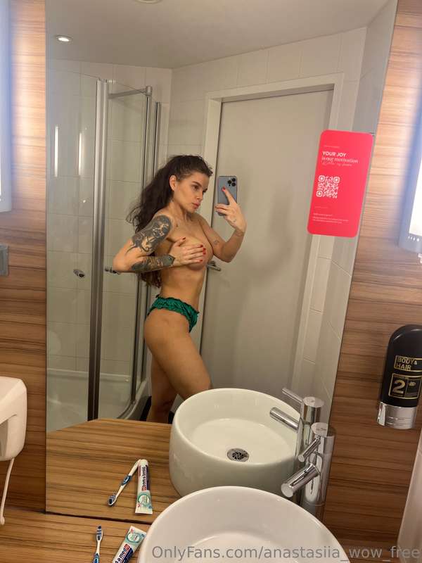 𝐖𝐡𝐚𝐭 𝐦𝐲 𝐕𝐈𝐏 𝐟𝐚𝐧𝐬 𝐠𝐞𝐭:- Naughty posts almost EVERY DAY 🔞- Cha.. 1