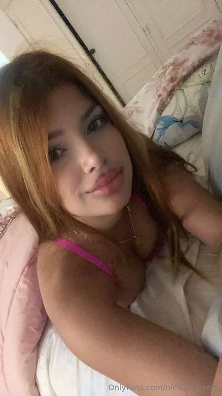 Do I look pretty when I just wake up? 🤭💋