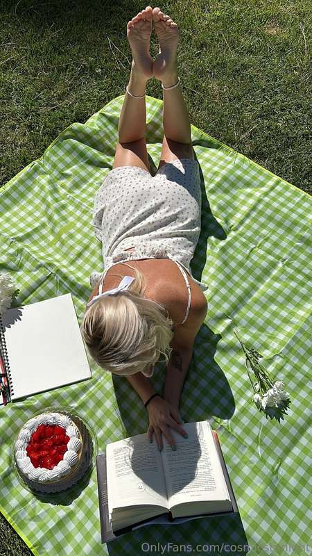 **Birthday Picnic** 🧺 ☀️ 🍃 pt. 1  What a beautiful day for a.. 2