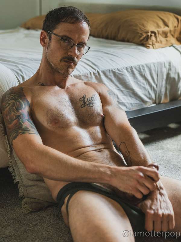 Photo set by @homoeroticgaze on Twitter. This was such a hot.. 18
