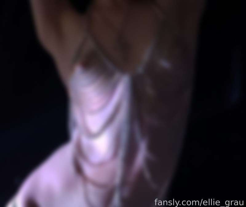 Ellie_Grau - Fansly - 20 May, 2024 3