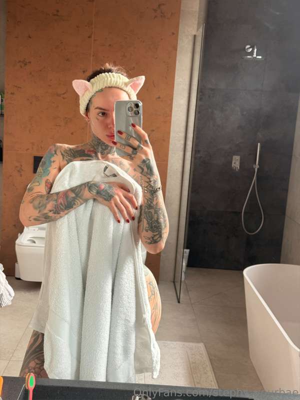 Good morning, kittens😼