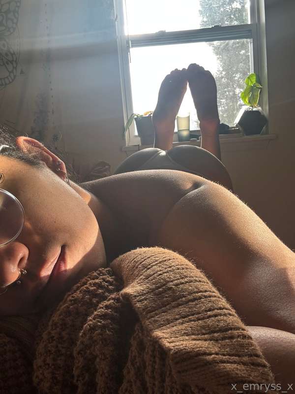 X_Emryss_X - Onlyfans - 01 Apr, 2025 3