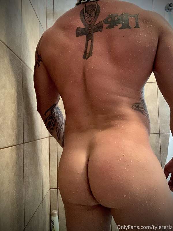 Having a good butt day..... 😝