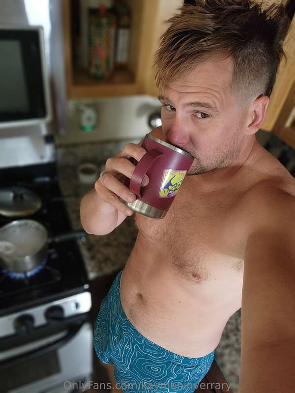 Breakfast time.