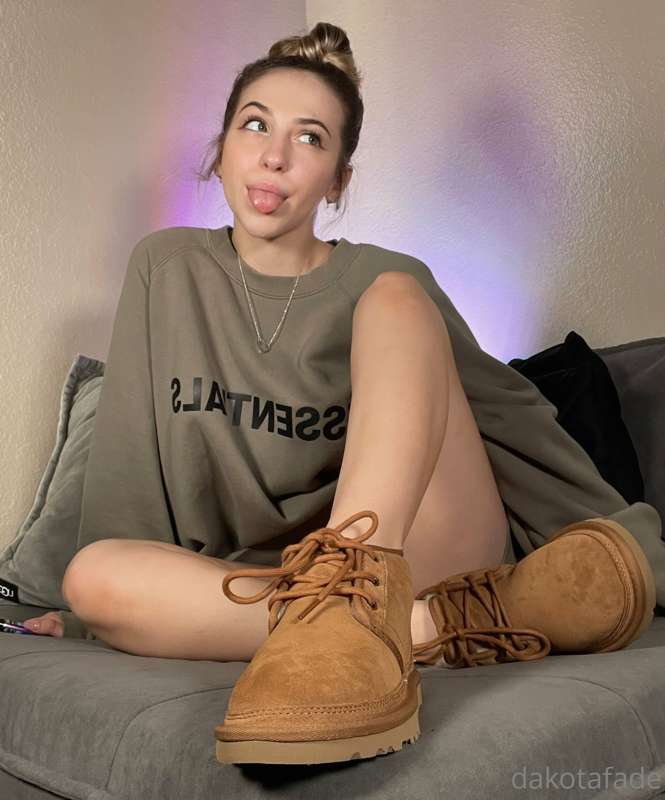 the perfect fall outfit 😌🍂 1