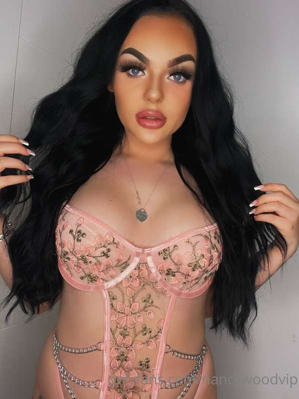 Can I dress up for you 🤤