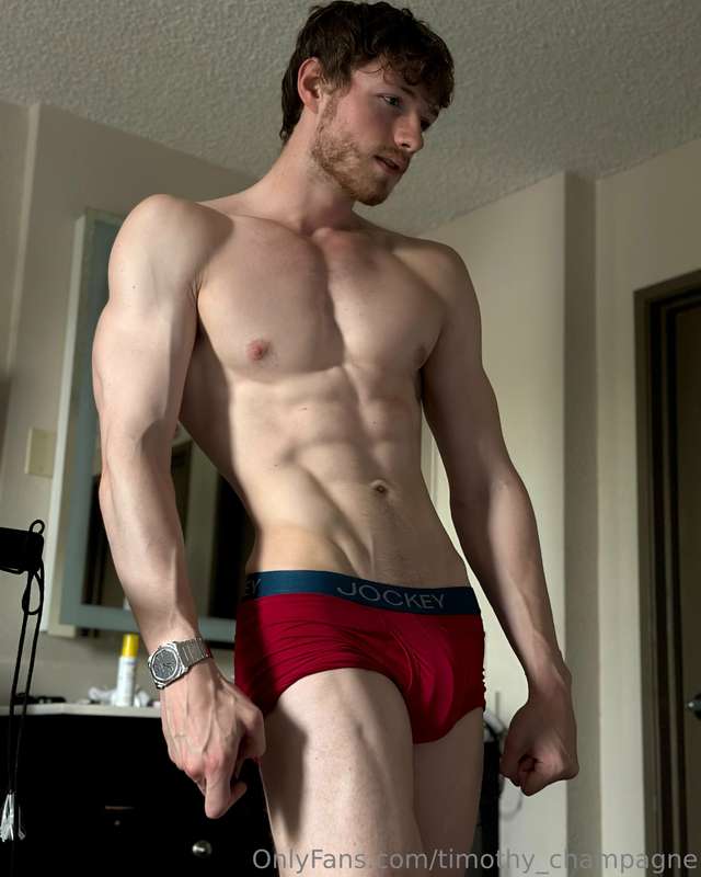 Abs poppin. 3