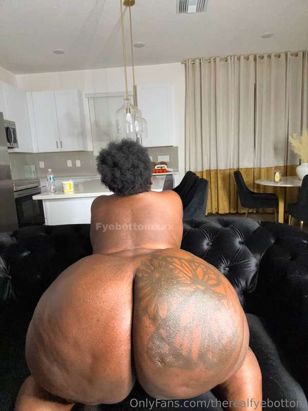Therealfyebottom - Onlyfans - 2025-03-29T02:46:33