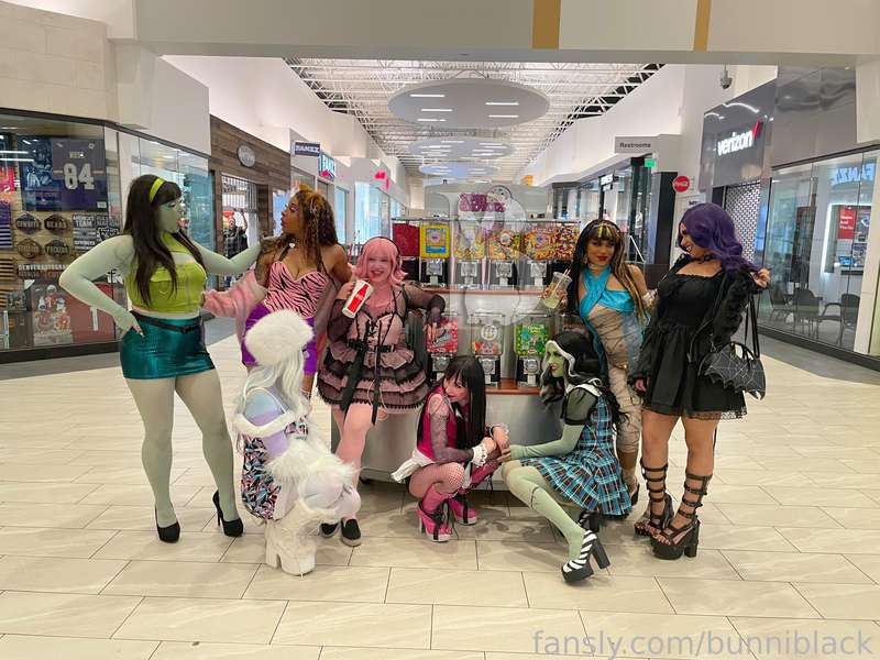 Bunniblack - Fansly - 18 Apr, 2023 2