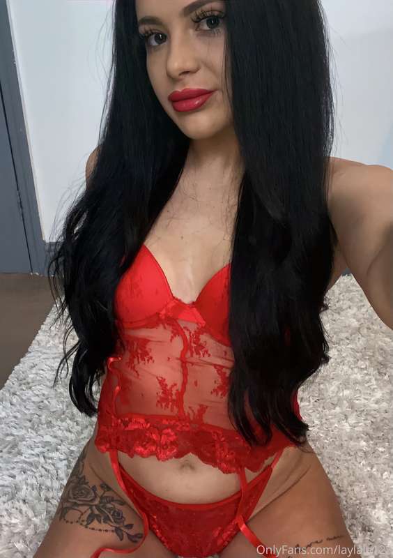 Why you all gone so quiet? I need entertainment 💋❤️
