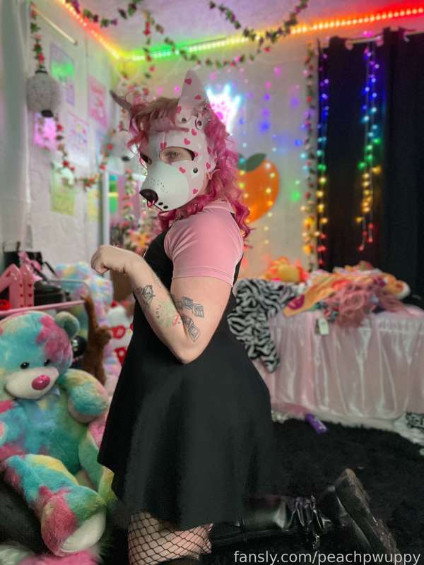 Peachpwuppy - Fansly - 23 Dec, 2023 4