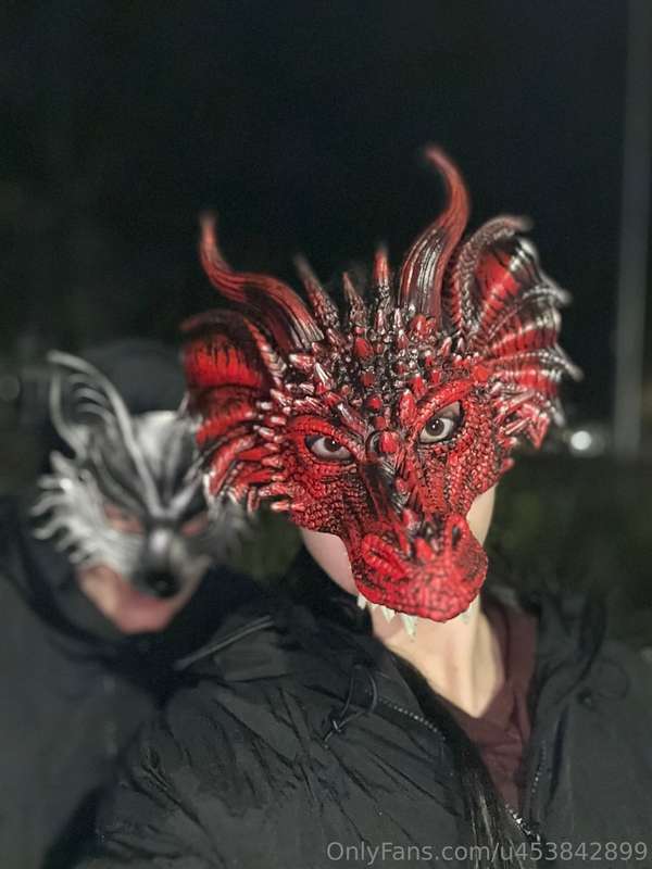 Spent the evening with my family at a Halloween park. Surpri..