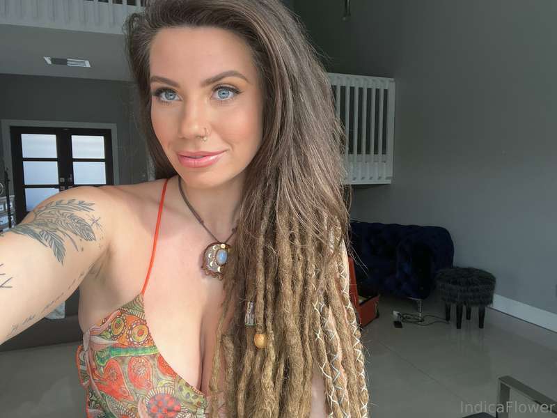 shot an AMAZING scene for you guys today 🥹😍