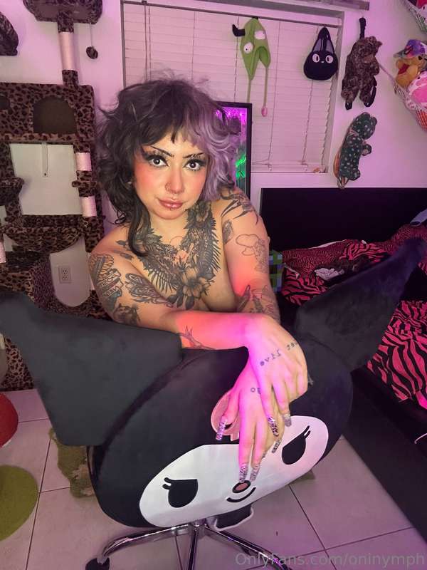 I wanna shoot more with fishnets on hehe 💕 7