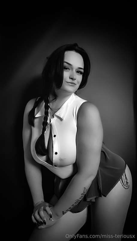 Are you more into tits or ass? 