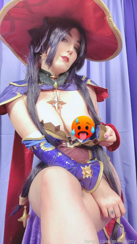 Microkitty - Fansly - 10 Oct, 2022